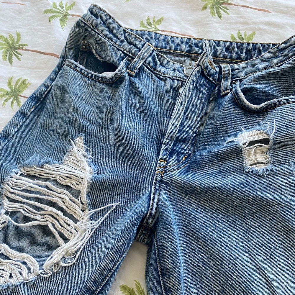 Carmar destroyed mom jeans